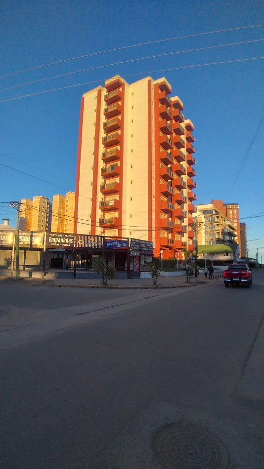 Departamento en Venta de un ambiente con balcon con vista al mar y panoramica a la ciudad, Zona Centro, Villa Gesell