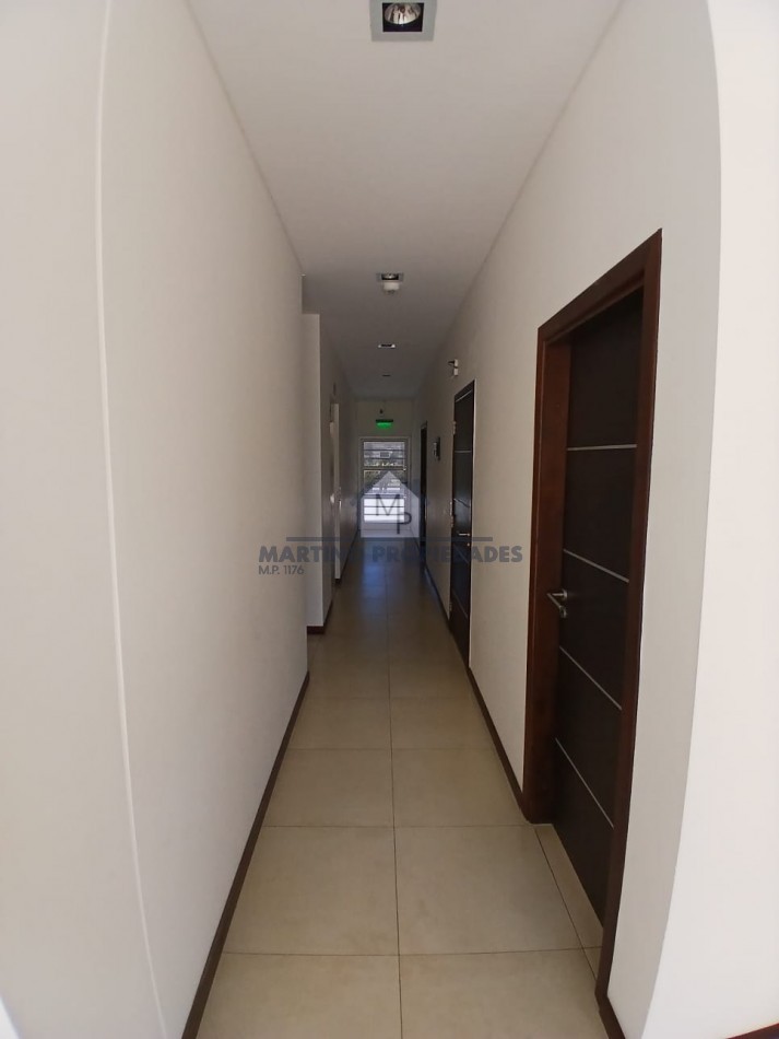 Excelente departamento en Venta, Zona Centro, Villa Gesell.-
