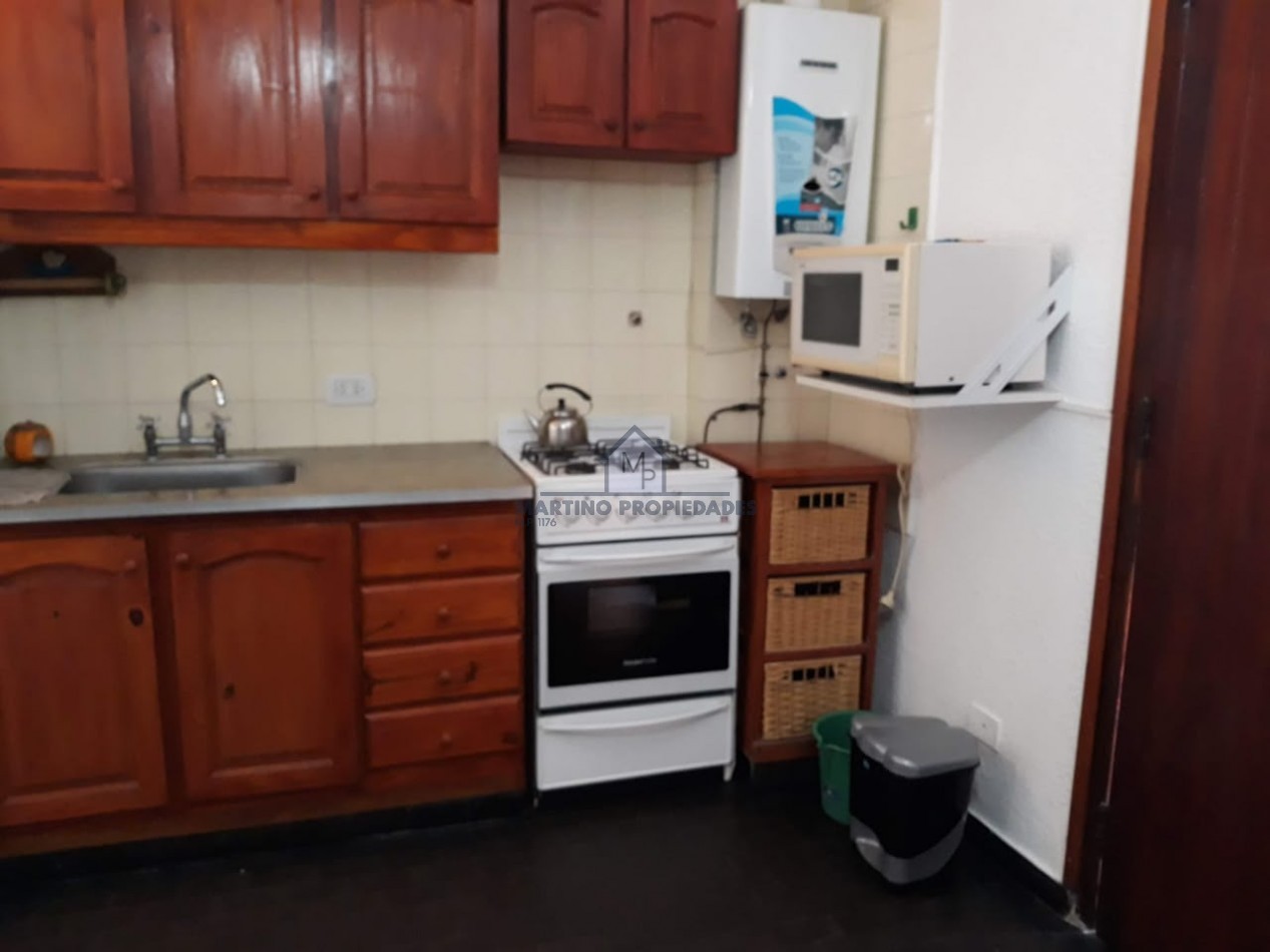 Departamento de 2 ambientes con Vista al Mar y cochera, Zona Centro, Villa Gesell.-