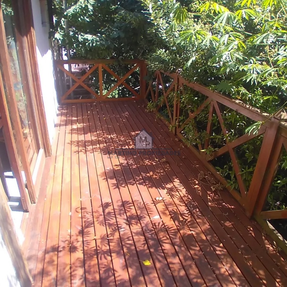 Casa en Venta, Villa Gesell, Zona Centro.-