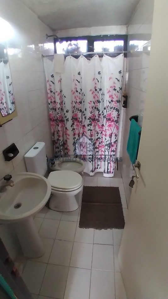 En Venta, Alpina en PH, Villa Gesell, Zona Norte.-