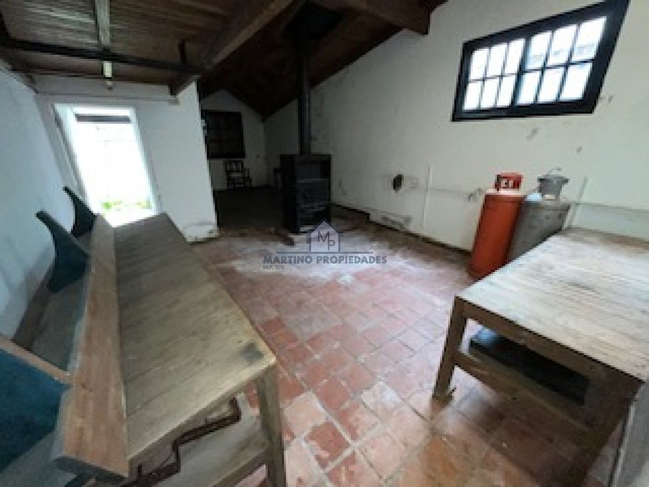 Local en Venta, Villa Gesell, Zona Centro Sur.-