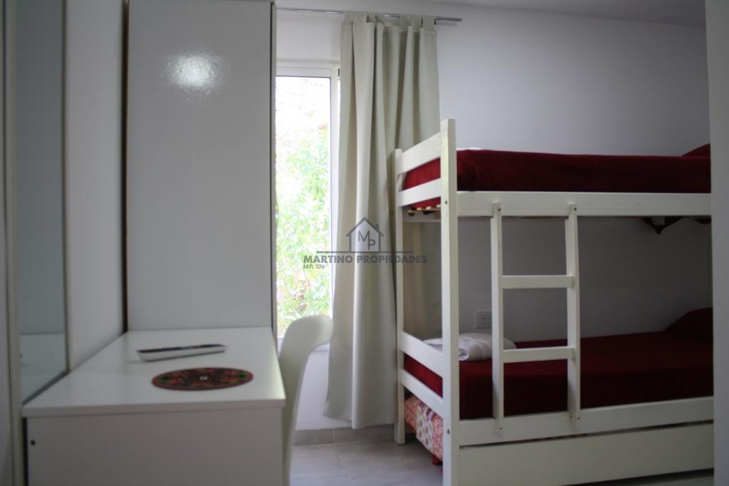 Hosteria en Venta, Villa Gesell, Zona Centro a mts del mar: