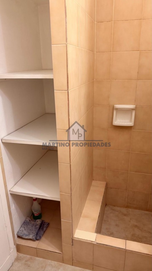 Departamento de 1 ambiente amplio frente al Mar en Venta, Villa Gesell, Zona Centro.-