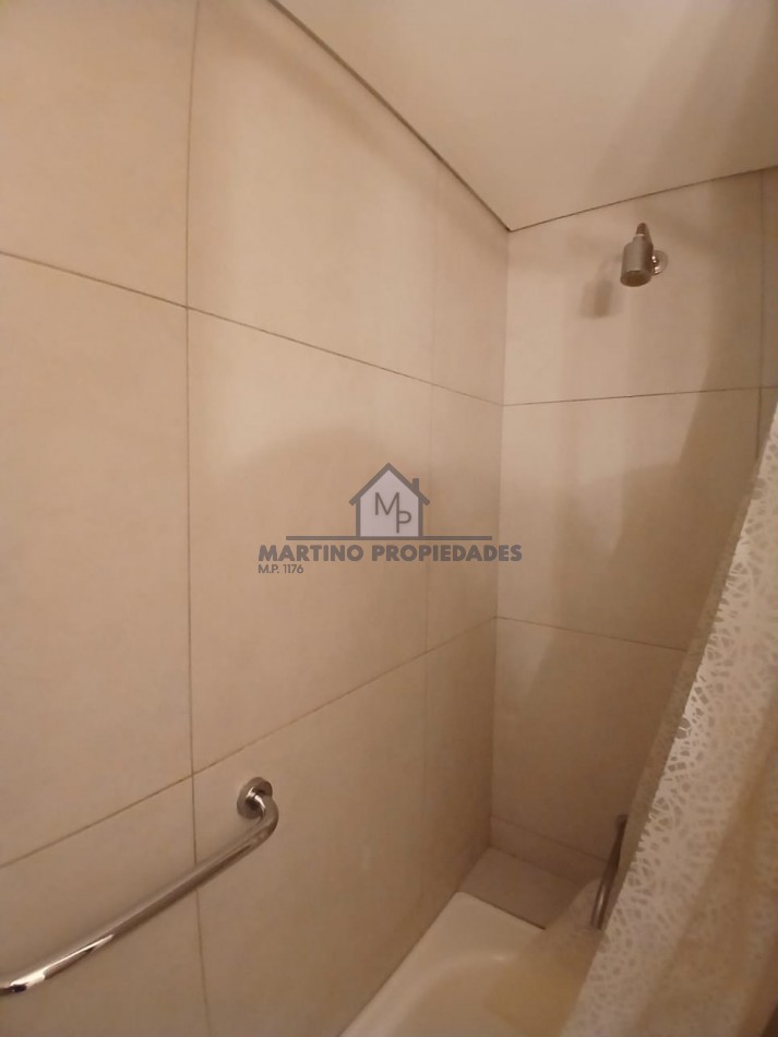Excelente departamento en Venta, Zona Centro, Villa Gesell.-