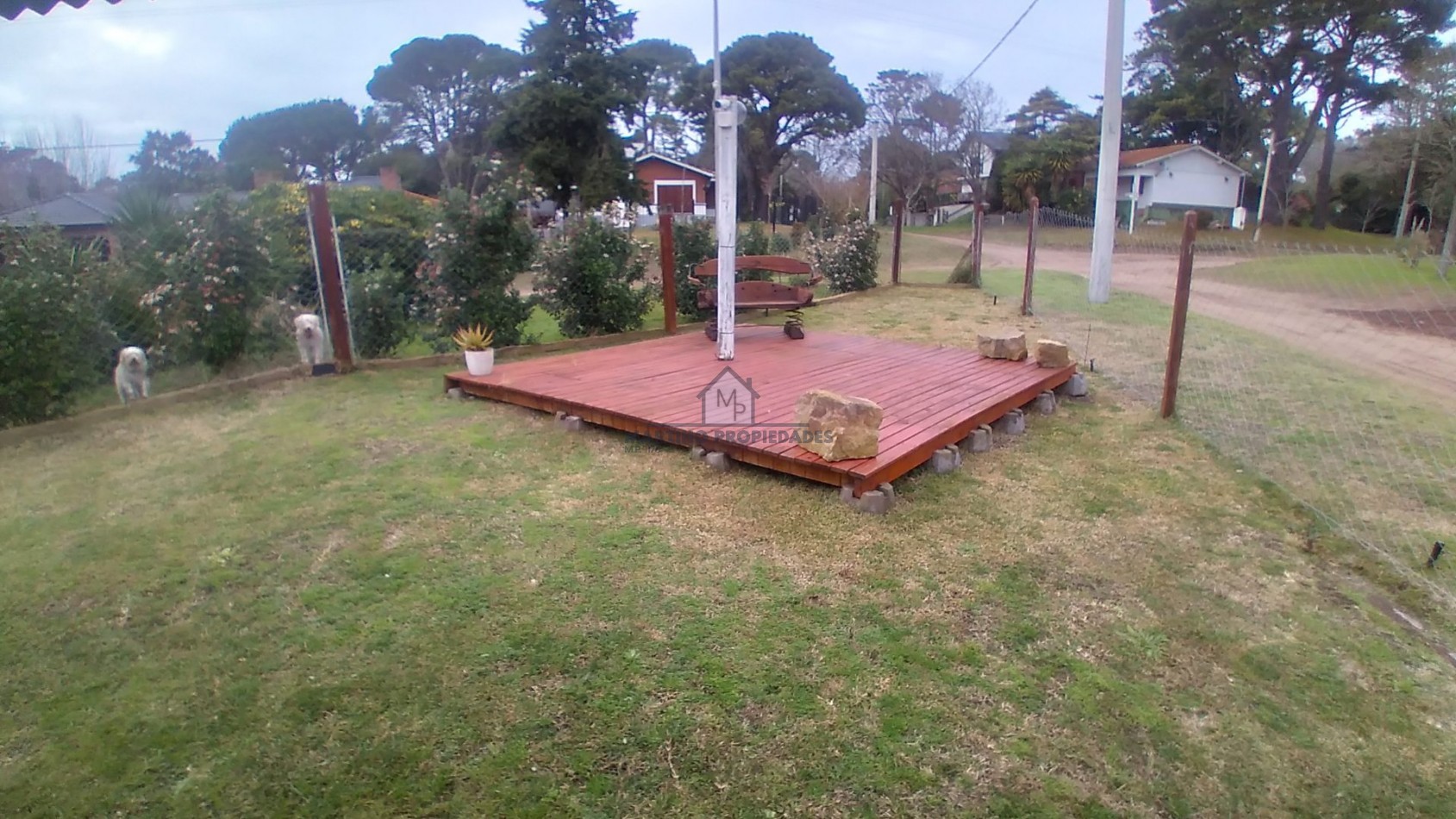 En Venta, Casa en PH, Zona Norte, Villa Gesell.-