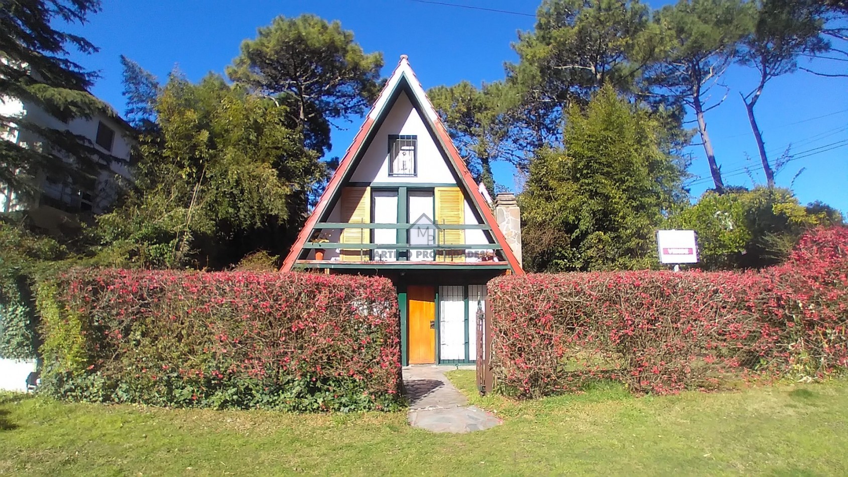 En Venta, Alpina en PH, Villa Gesell, Zona Norte.-