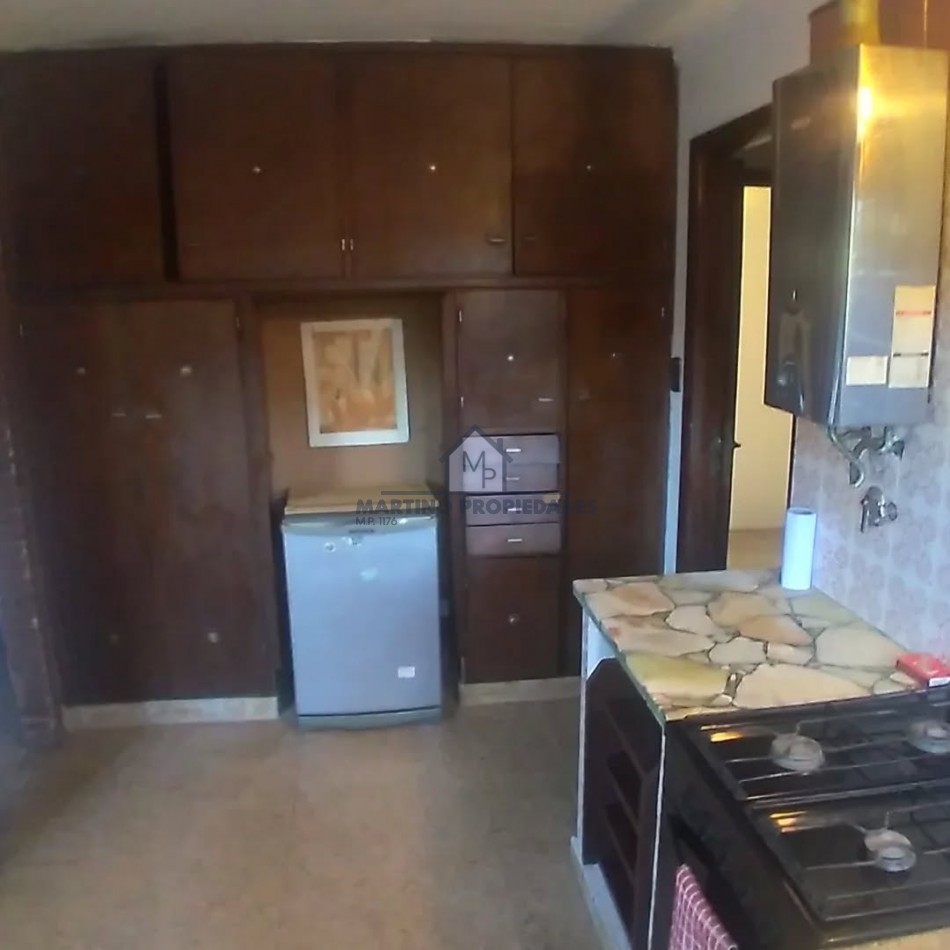 Casa en Venta, Villa Gesell, Zona Centro.-