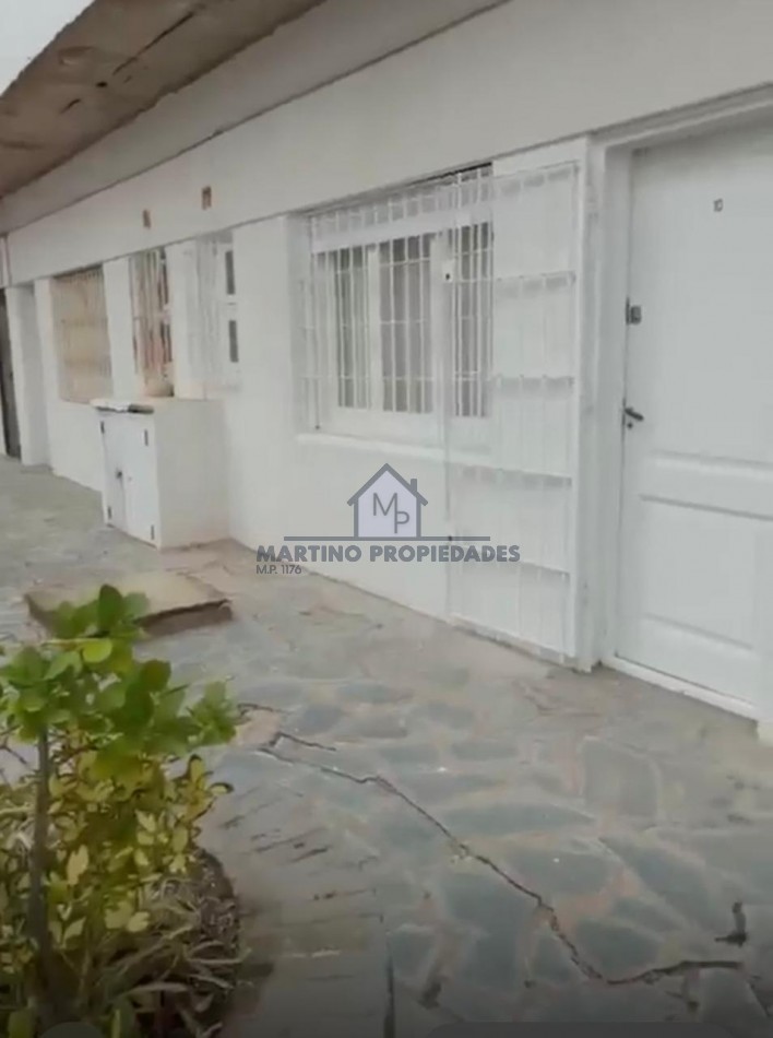 Departamento de 1 ambiente amplio frente al Mar en Venta, Villa Gesell, Zona Centro.-