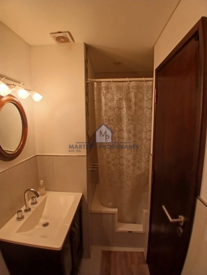 Excelente departamento en Venta, Zona Centro, Villa Gesell.-