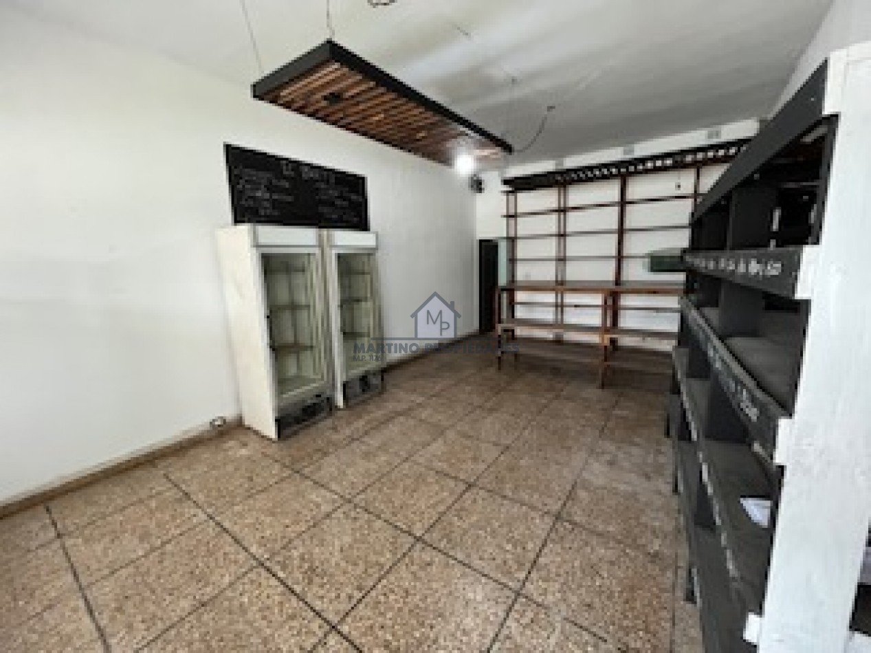 Local en Venta, Villa Gesell, Zona Centro Sur.-
