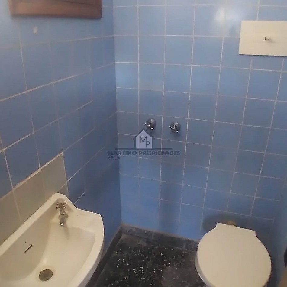 Casa en Venta, Villa Gesell, Zona Centro.-